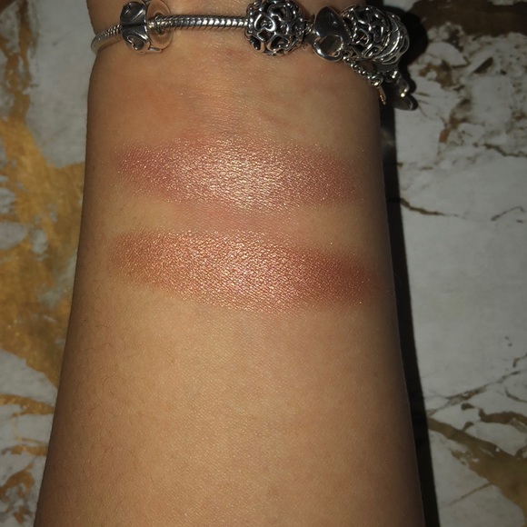 Wet n wild megaglo highlighting powder - Picture 3 of 4